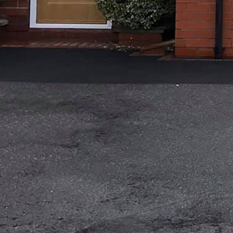 Tarmac driveway contractor Newcastle-Under-Lyme