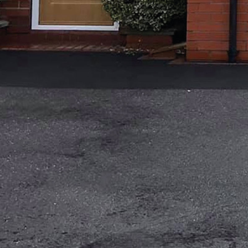 Tarmac driveway contractor Newcastle-Under-Lyme